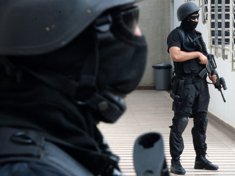 Maroc: La police arrête cinq personnes, dont un ex-terroriste à Fès