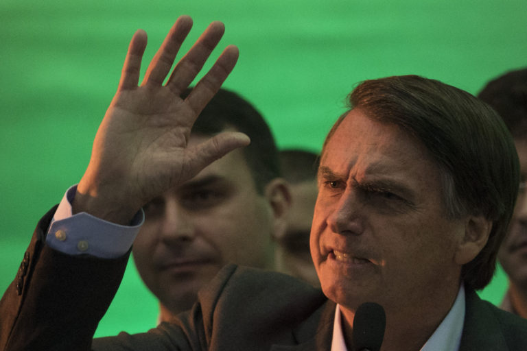 Le président Brésilien testé pour le coronavirus, dit l’un de ses fils