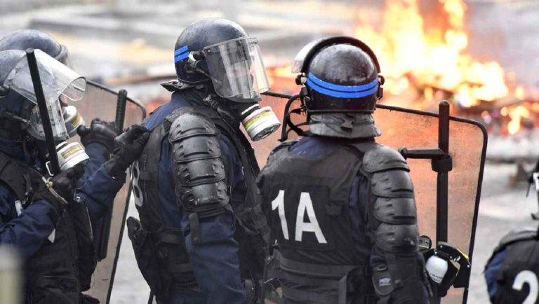Russie: 828 arrestations lors d’une nouvelle manifestation de l’opposition à Moscou