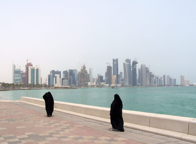 Une première dans la région, le Qatar ouvre ses portes aux demandeurs d’asile