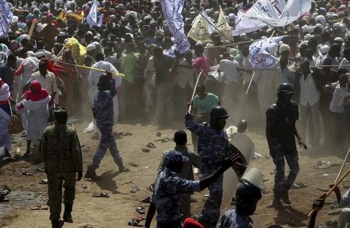Soudan: la répression des manifestations a fait au moins 53 blessés