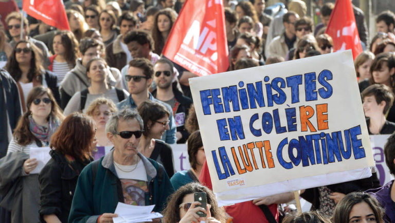 Suisse: Un raz-de-marée de femmes en Suisse pour réclamer l’égalité salariale