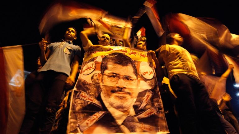 Morsi : Le monde en deuil alors que le régime putschiste d’al-Sissi reste indifférent