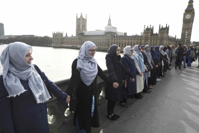 The Guardian: la couverture médiatique des affaires des musulmans au Royaume-Uni est souvent négative