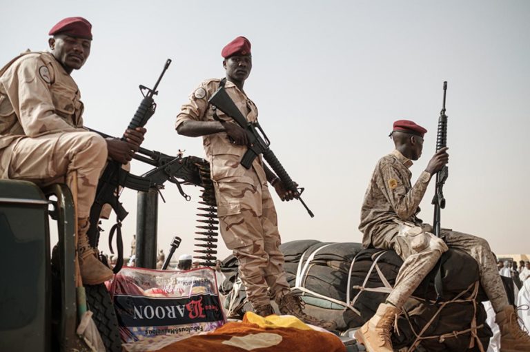 10 mille soldats soudanais quittent le Yémen, et les Émiratis livrent Aden   