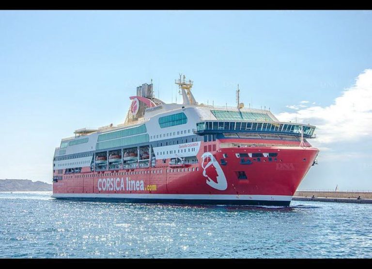 Crise Migratoire: un ferry de la Corsica Linea sauve des migrants en méditerranée