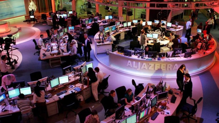 Al-Jazeera attaquée par les Émirats arabes unis affirme Bloomberg