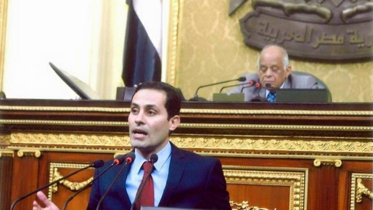 Pour avoir proposé des élections, les parlementaires égyptiens appellent à enquêter avec un député
