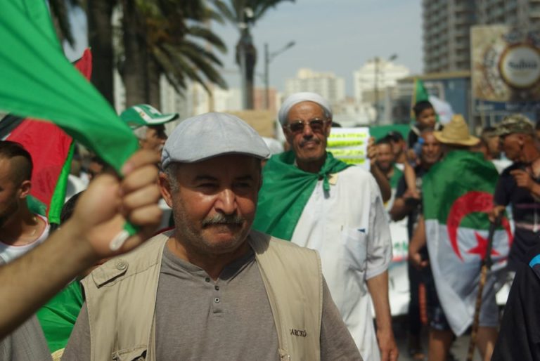 Algérie : Un éminent défenseur des droits humains emprisonné peu avant l’élection présidentielle