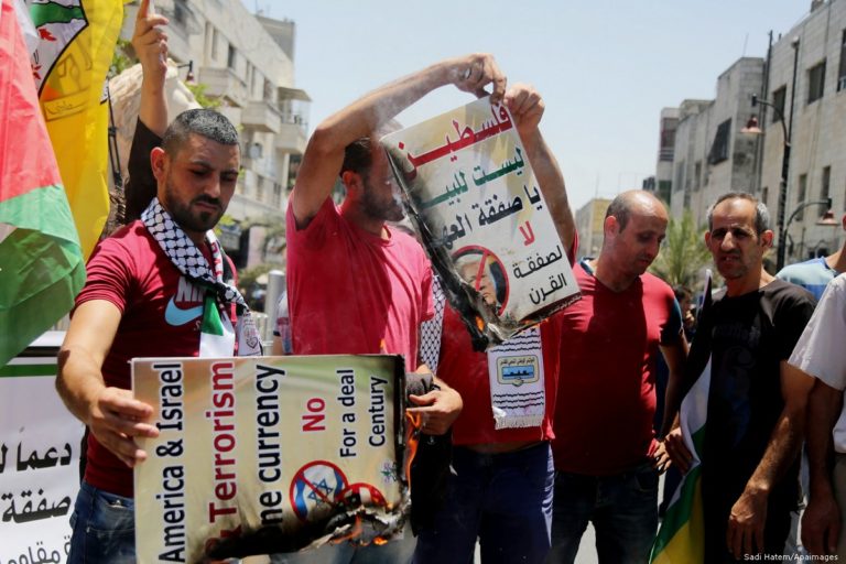 Accord du siècle: le Maroc et le Koweït appellent à une solution équitable en Palestine