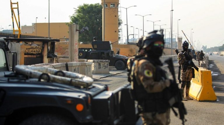 Irak: plusieurs missiles s’abattent près de l’ambassade américaine à Bagdad