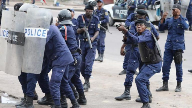 RD Congo : Arrestation sanglante d’un chef politico-sectaire à Kinshasa