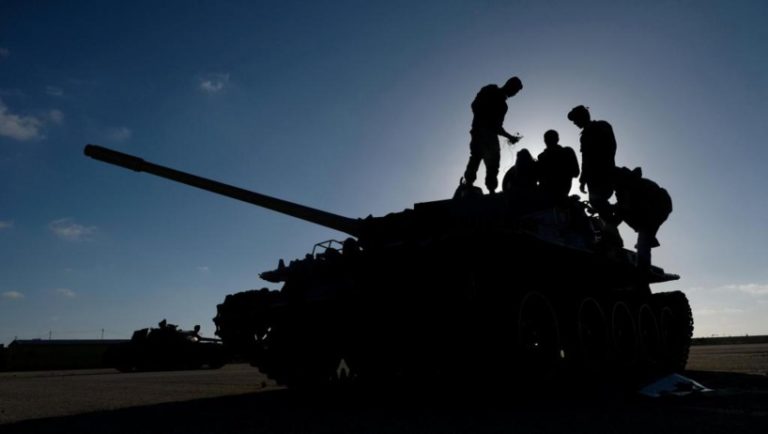 Libye : le Comité militaire « 5 + 5 » reprendra ses réunions jeudi à Syrte