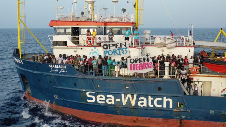 Le Sea Watch 3 cherche un port d’accueil pour 194 migrants