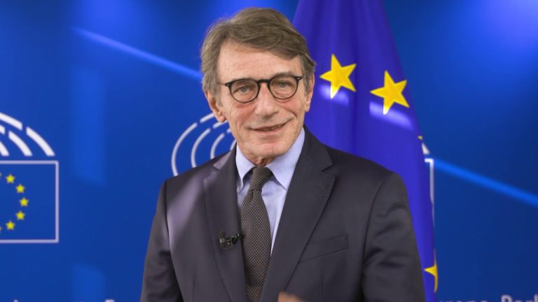 Coronavirus: le président du Parlement européen se confine à son domicile