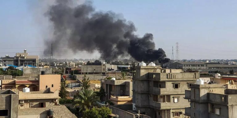 Tripoli : 3 civils tués dans une frappe aérienne de l’aviation de Haftar