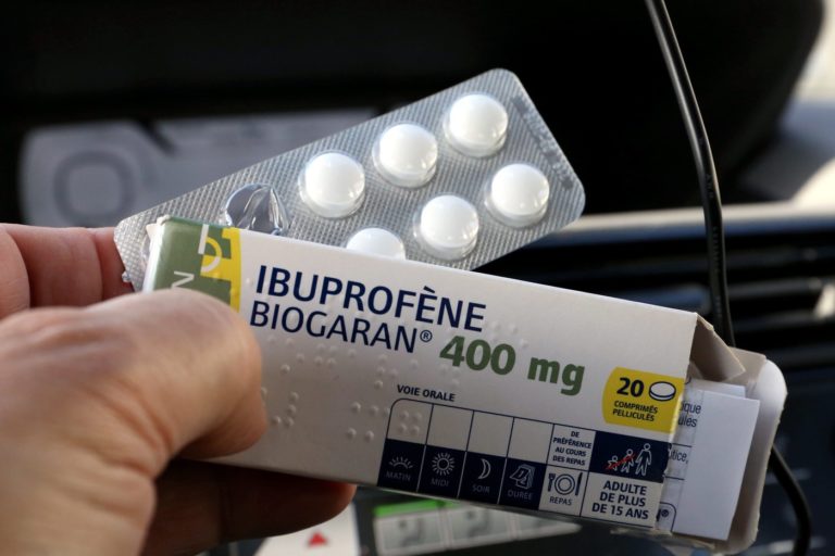 Coronavirus: Il n’y a aucune raison d’éviter de prendre l’ibuprofène (OMS)