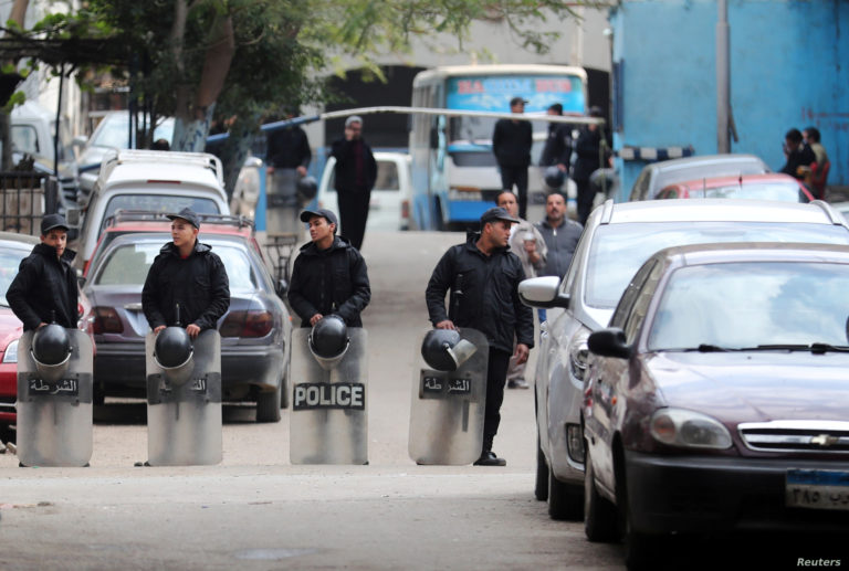 Égypte : Arrestation du propriétaire de deux journaux en ligne pour « appartenance à un groupe non autorisé »