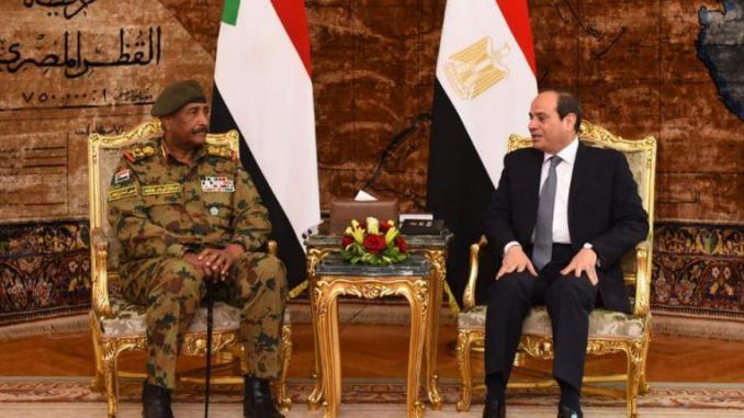 Khartoum dévoile son intention de déporter les opposants égyptiens au Caire et l’Organisation Arabe des Droits Humains dénonce des violations