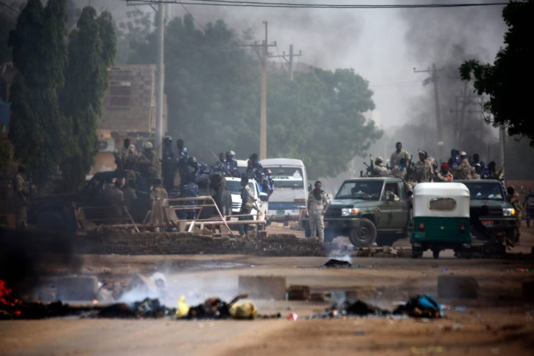 Soudan : Un officier du RSF jugé pour avoir assassiné un jeune lors des dispersions du sit-in