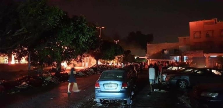 Libye : les forces du GNA encerclent toujours la base d’al-Watiya et Haftar bombarde un hôpital à Tripoli