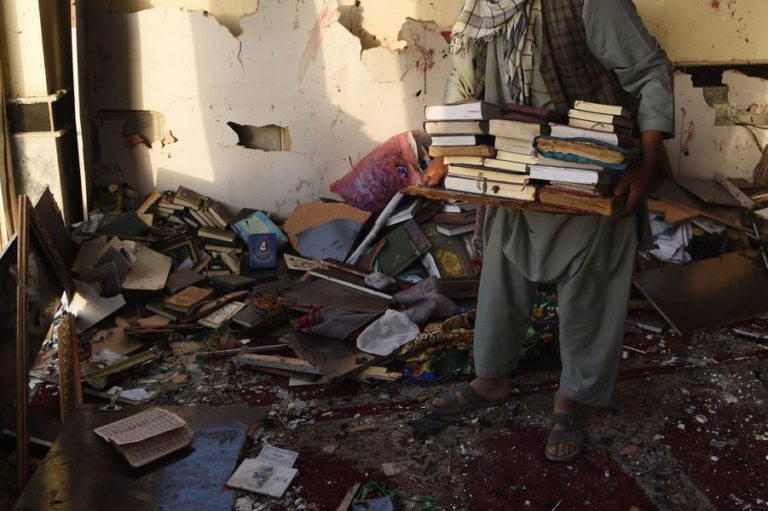 Afghanistan: 4 personnes tuées et d’autres blessées lors d’une explosion dans une mosquée de Kaboul