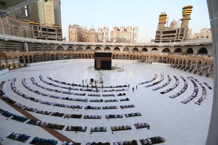 Arabie saoudite: arrestation d’un homme armé dans la grande mosquée de la Mecque