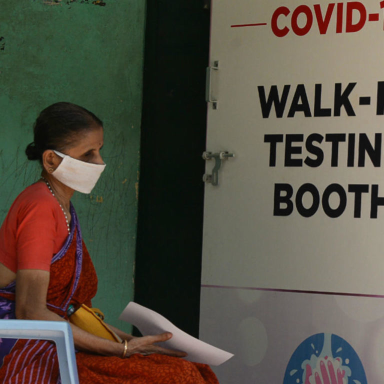L’Inde réfléchit à réimposer le confinement pour lutter contre la pandémie due au coronavirus