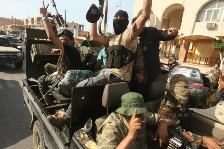 Libye : Les forces du GNA exigent le retrait des mercenaires pour ouvrir les routes