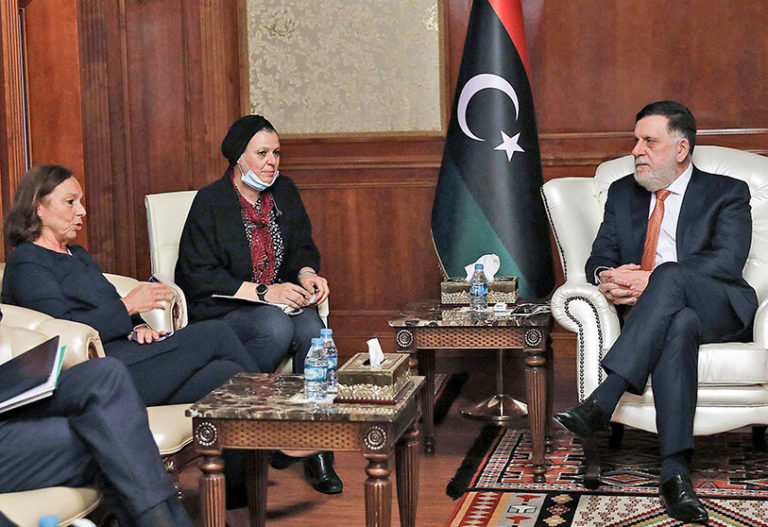 La Libye et l’Italie discutent de la fermeture des ports pétroliers et des mines dissimulées par Haftar