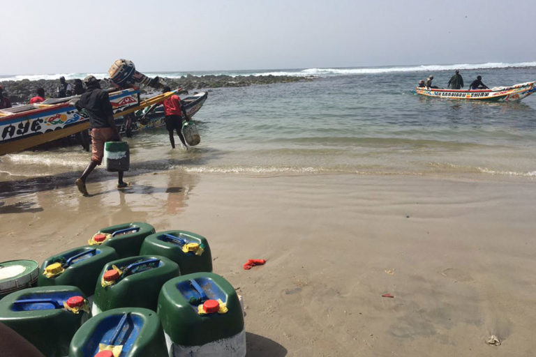 Sénégal : au moins 140 migrants morts lors du naufrage le plus meurtrier de l’année (OIM)