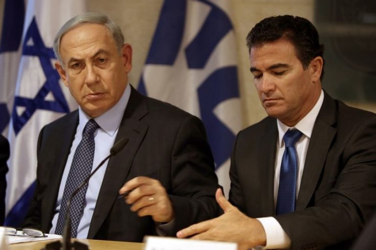 Des diplomates israéliens honorés pour avoir travaillé, secrètement et pendant vingt ans, dans des pays du Golfe