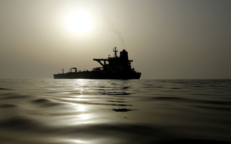 Arabie saoudite : un pétrolier visé par une attaque commanditée « de l’extérieur »