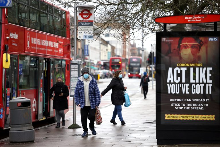 À Londres, manifestation anti-confinement et passeports vaccinaux