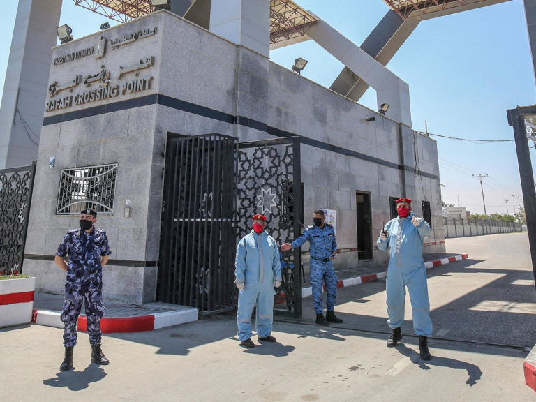 L’Egypte rouvre le poste-frontière de Rafah