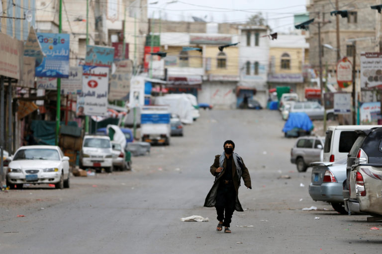 Yémen : 88 détenus libérés de crainte de la Covid-19