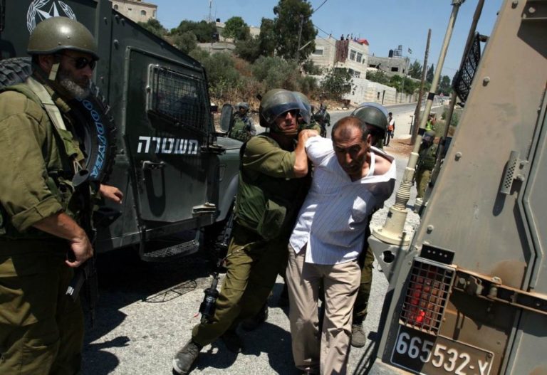 Cent Palestiniens interpellés par jour, voici comment les forces israéliennes tentent de ramener l’ordre