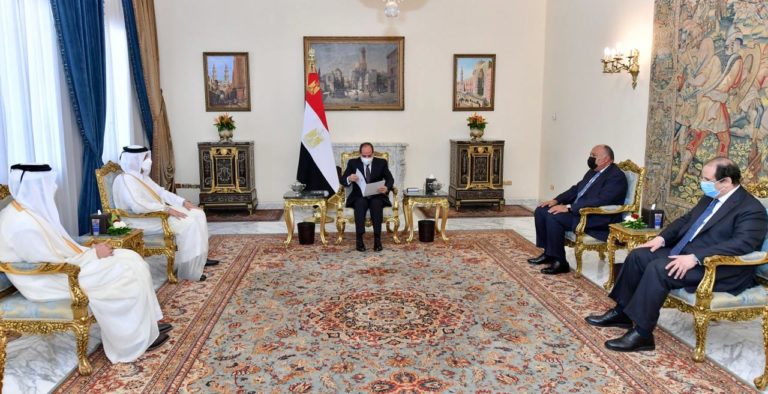 L’émir du Qatar a invité al-Sissi à se rendre à Doha, affirme la Présidence égyptienne