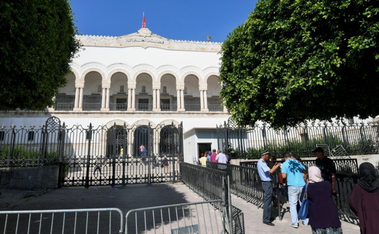 Tunisie : Le procureur général ouvre une enquête sur le coup d’Etat présumé de Kaïs Saïed