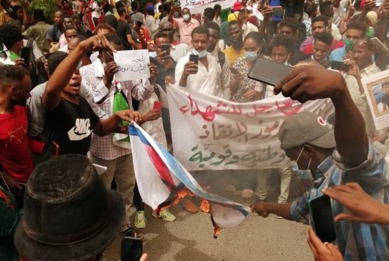 Soudan: L’armée annonce la fermeture des routes menant à son quartier général à Khartoum