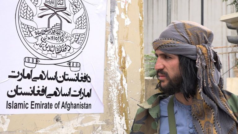 Le FMI suspend son aide pour l’Afghanistan