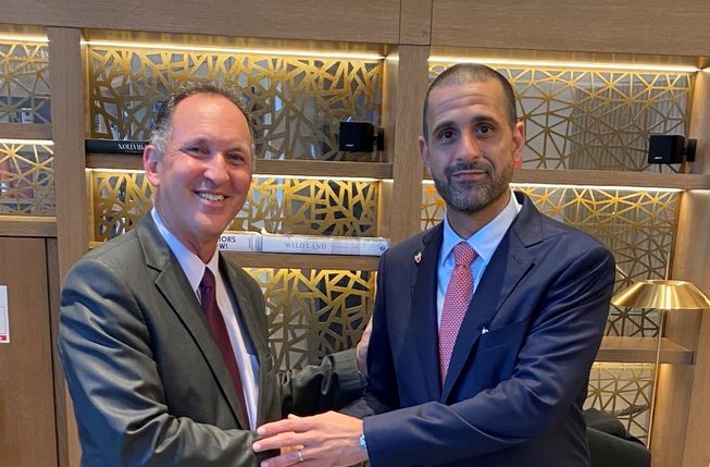 L’ambassadeur de Bahreïn arrive en Israël pour prendre ses fonctions