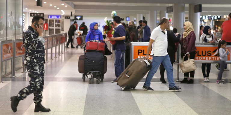 Liban : 230 mille citoyens ont émigré en 4 mois