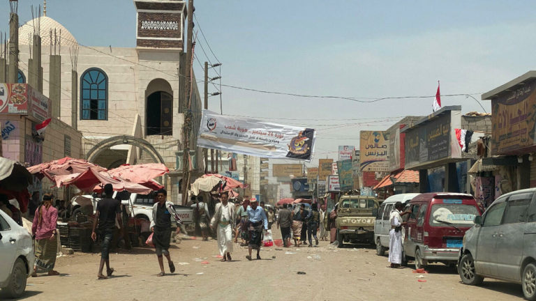 Yémen: 12 personnes tuées dans des frappes de missiles houthis à Marib