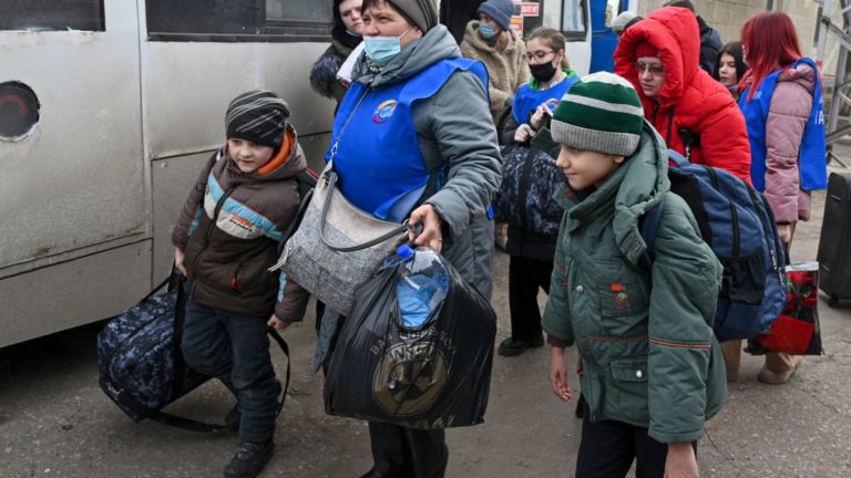 UNICEF : 500 mille enfants ukrainiens ont afflué dans les pays voisins