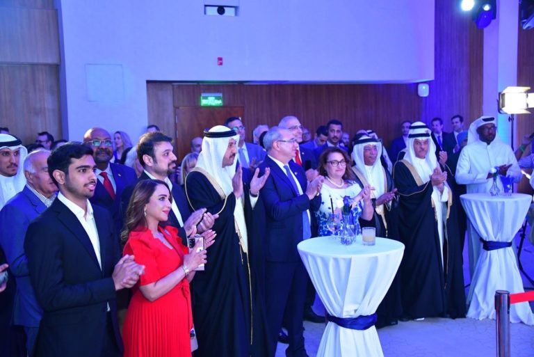 300 personnalités du Bahreïn célèbrent « l’indépendance de l’Etat hébreu »