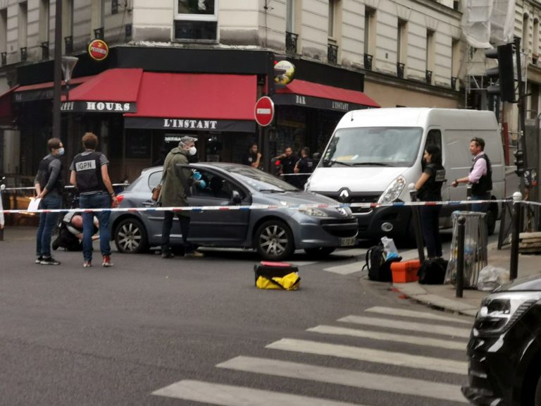 France: deux enquêtes ouvertes après que des policiers ont grièvement blessé deux personnes à Paris