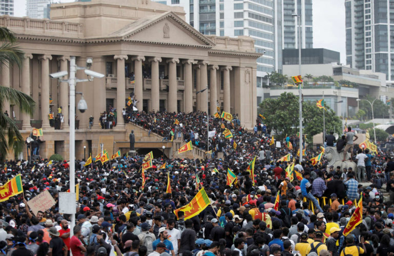 Sri-Lanka : des manifestants prennent d’assaut le palais présidentiel