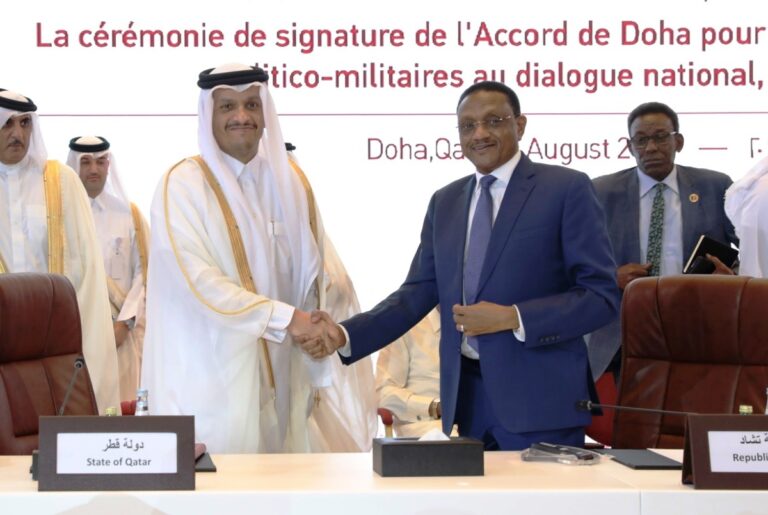 Tchad : Le gouvernement de transition et les groupes politico-militaires signent l’accord de paix de Doha