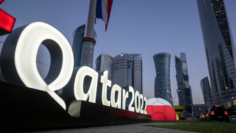 Qatar 2022: «Les aéroports européens empêchent les voyageurs de partir au Qatar», dénonce un youtuber arabe